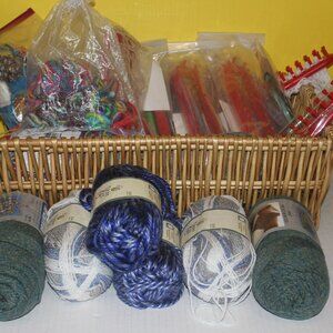 The scar knitter rectangle is a long, & Handicrafter READ THE DESCRIPTION